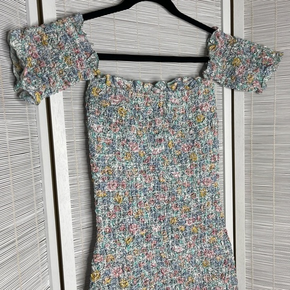 Petersyn Benson Off Shoulder Smocked Floral Mini Dress Blue Pink Size S NWT - Picture 5 of 8